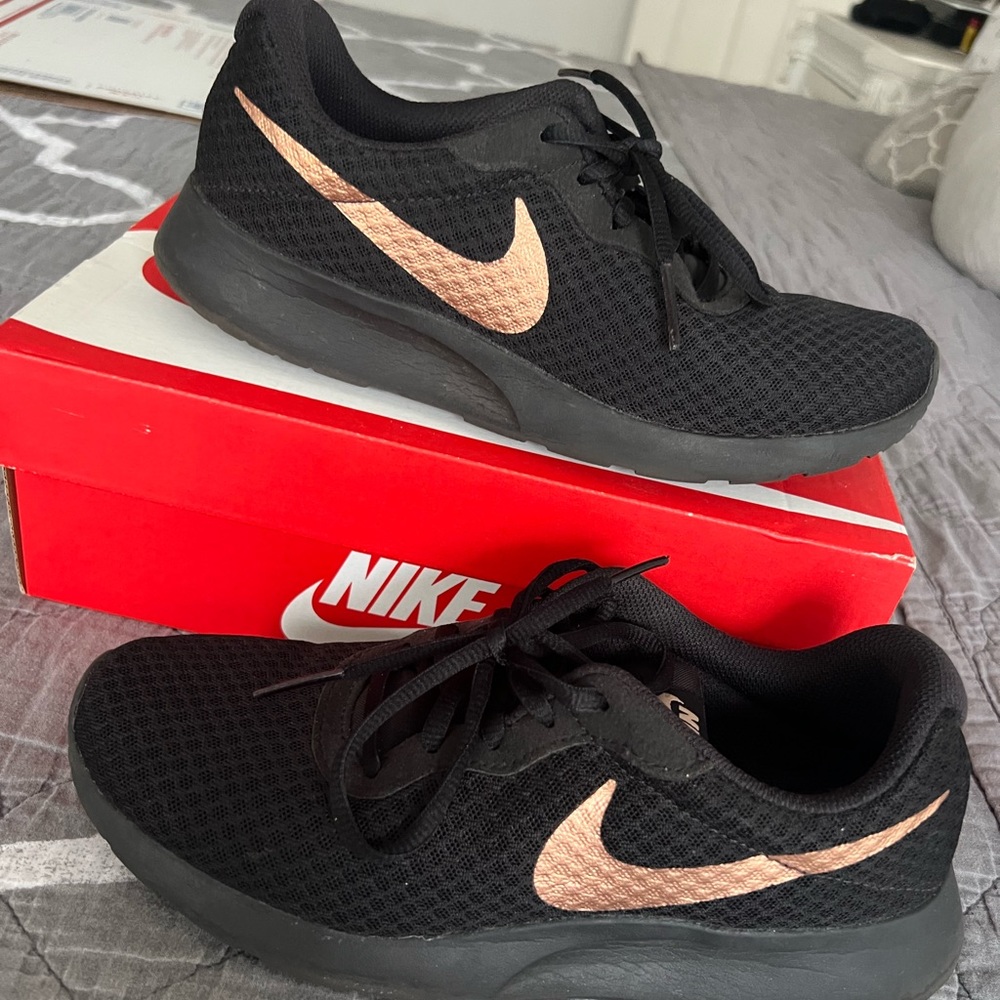 Nike Tanjun VERY COMFORTABLE